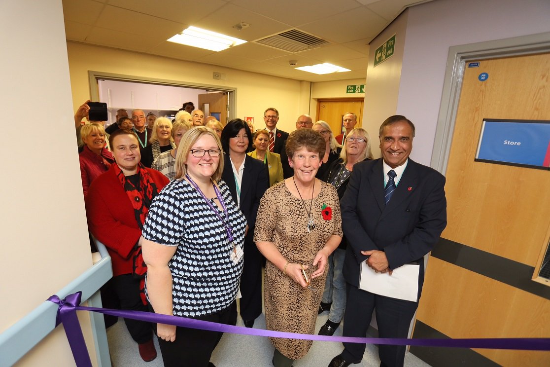 New acute stroke unit officially opened by “extraordinary” consultant featured image