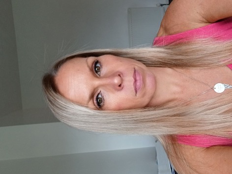 Laura Hughes avatar